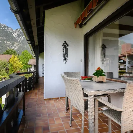 Alpenfeuer Appartement *